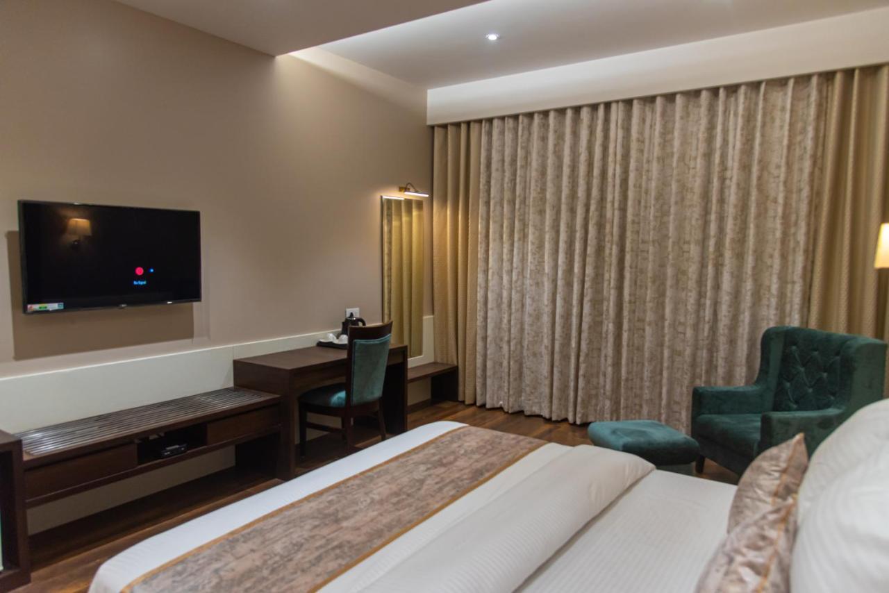 Hotel Royal Livin Varanasi Exterior foto