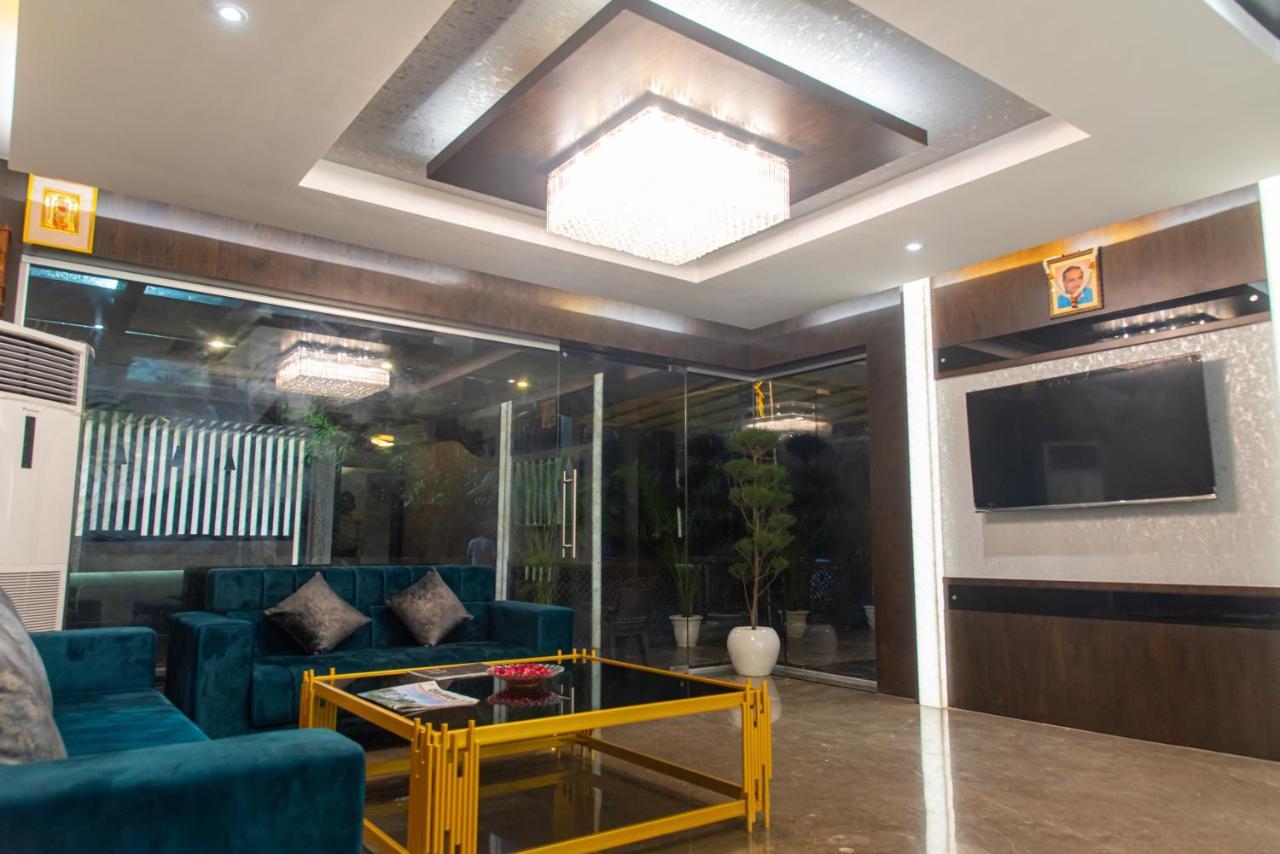 Hotel Royal Livin Varanasi Exterior foto